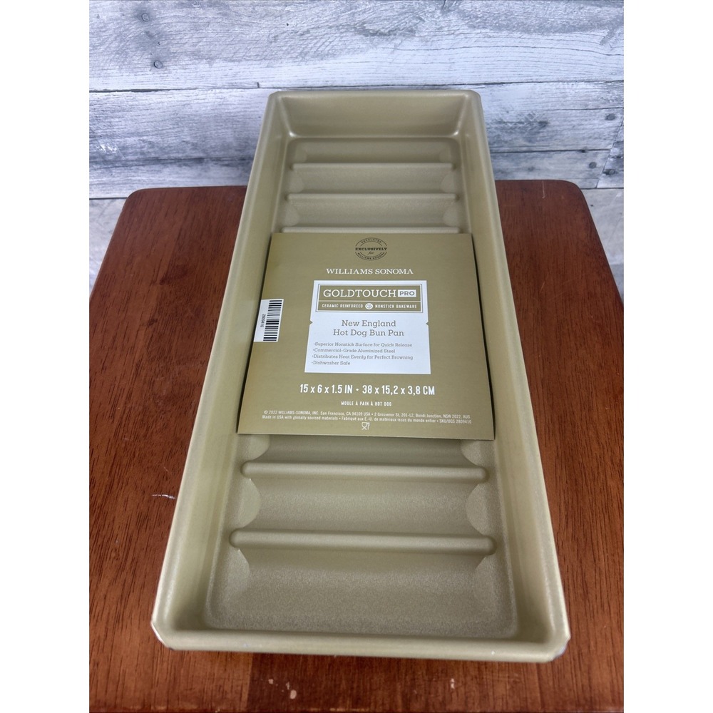 William Sonoma GoldTouch Pro New England Hotdog Bun Pan